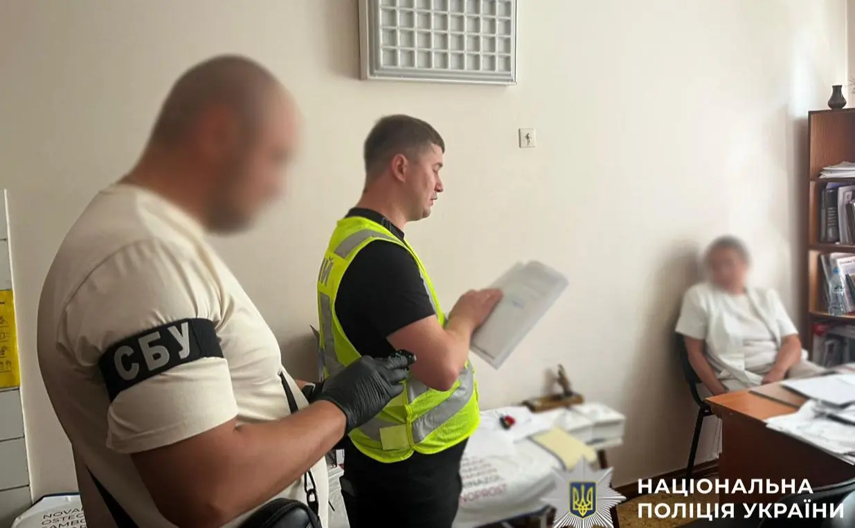 У Києві ліквідували масштабну схему ухилення від мобілізації: адвокат та лікар-кардіолог отримали підозри