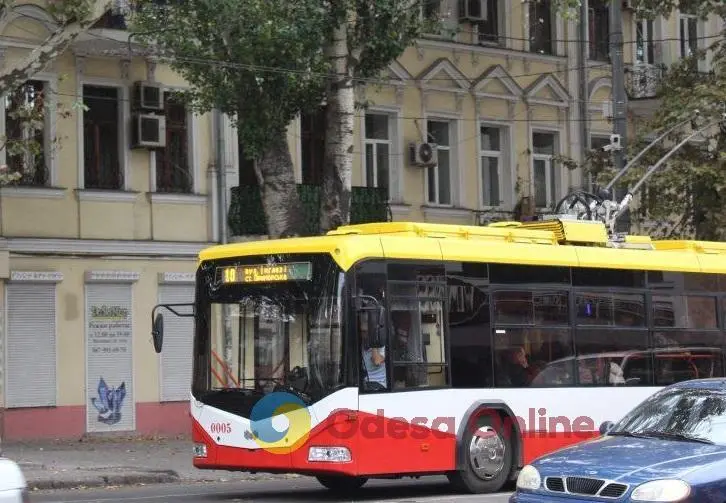 В Одесі тимчасово змінили маршрути тролейбусів №3 та №10