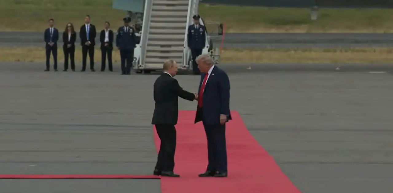 Трамп зустрівся з Путіним