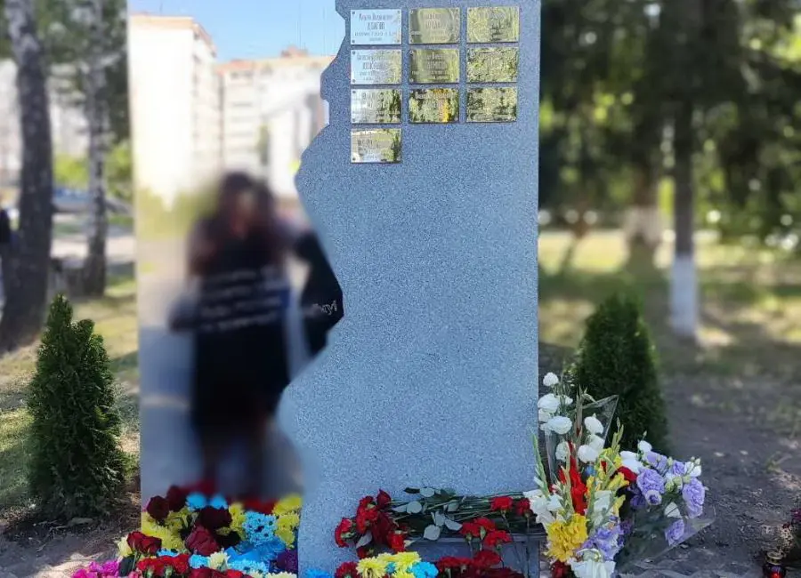 У ліцеях Вінниці відкрили стели пам’яті полеглим воїнам