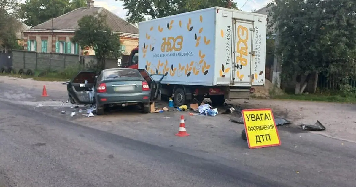 У ДТП з хлібовозом у Харківській області загинули двоє людей