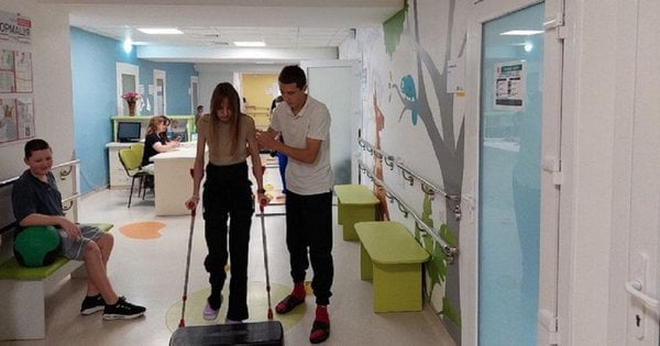На благодійному аукціоні у Львові можна буде придбати футболку з автографом Кріштіану Роналду
