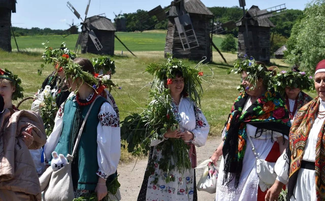 В Україну йде холодний атмосферний фронт й несе свіжість