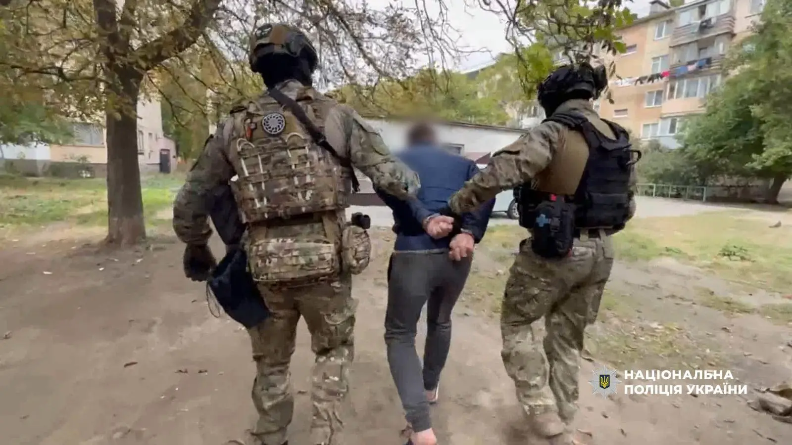 В одеській багатоповерхівці чоловік до смерті побив гостя та залишив тіло у коридорі