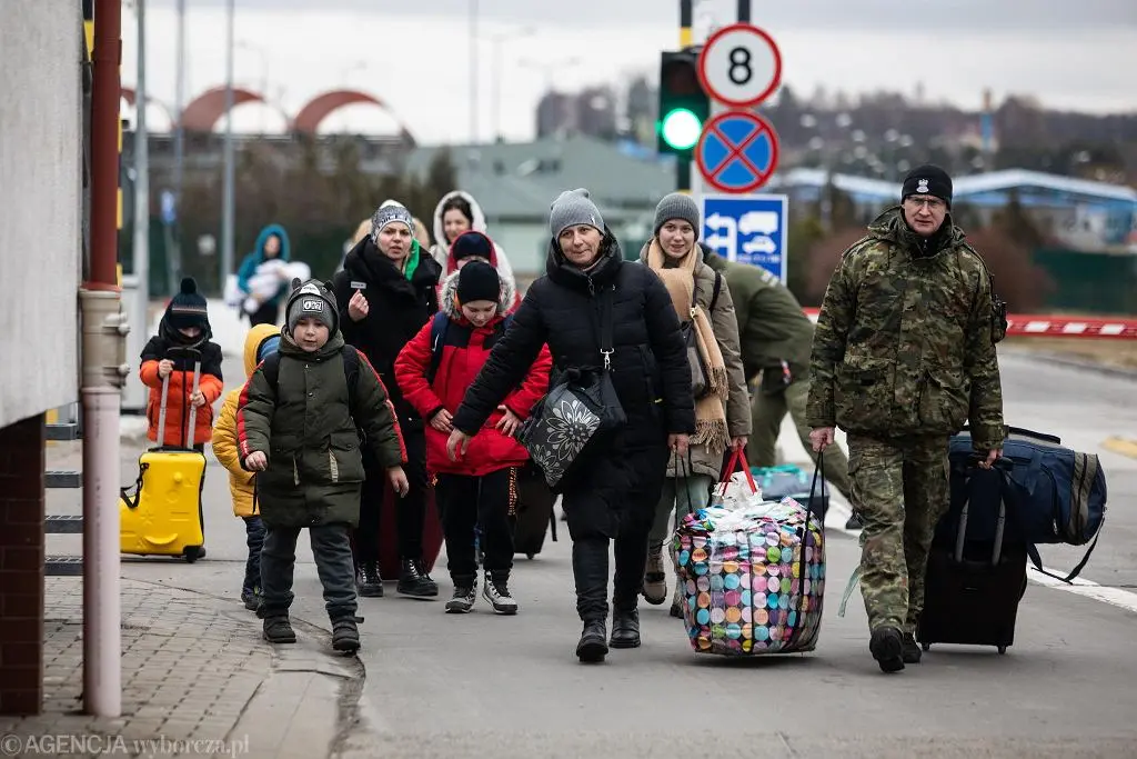 Що буде гіршим за від’їзд хлопців 18-22 років з України – експерт