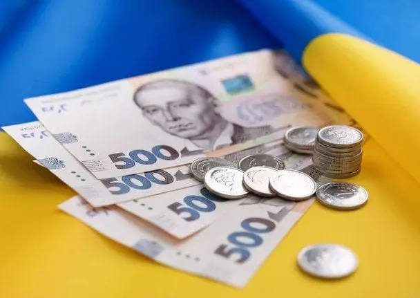 40 років стажу — на яку пенсію українцям можна розраховувати 2025 року
