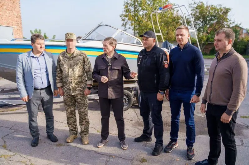 Міжрегіональний координаційний гуманітарний штаб передав катер Могилів-Подільському прикордонному загону