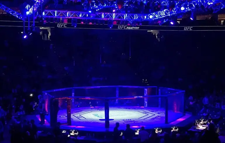 Російській спортсменці крикнули "Слава Україні" під час турніру UFC в Азербайджані
