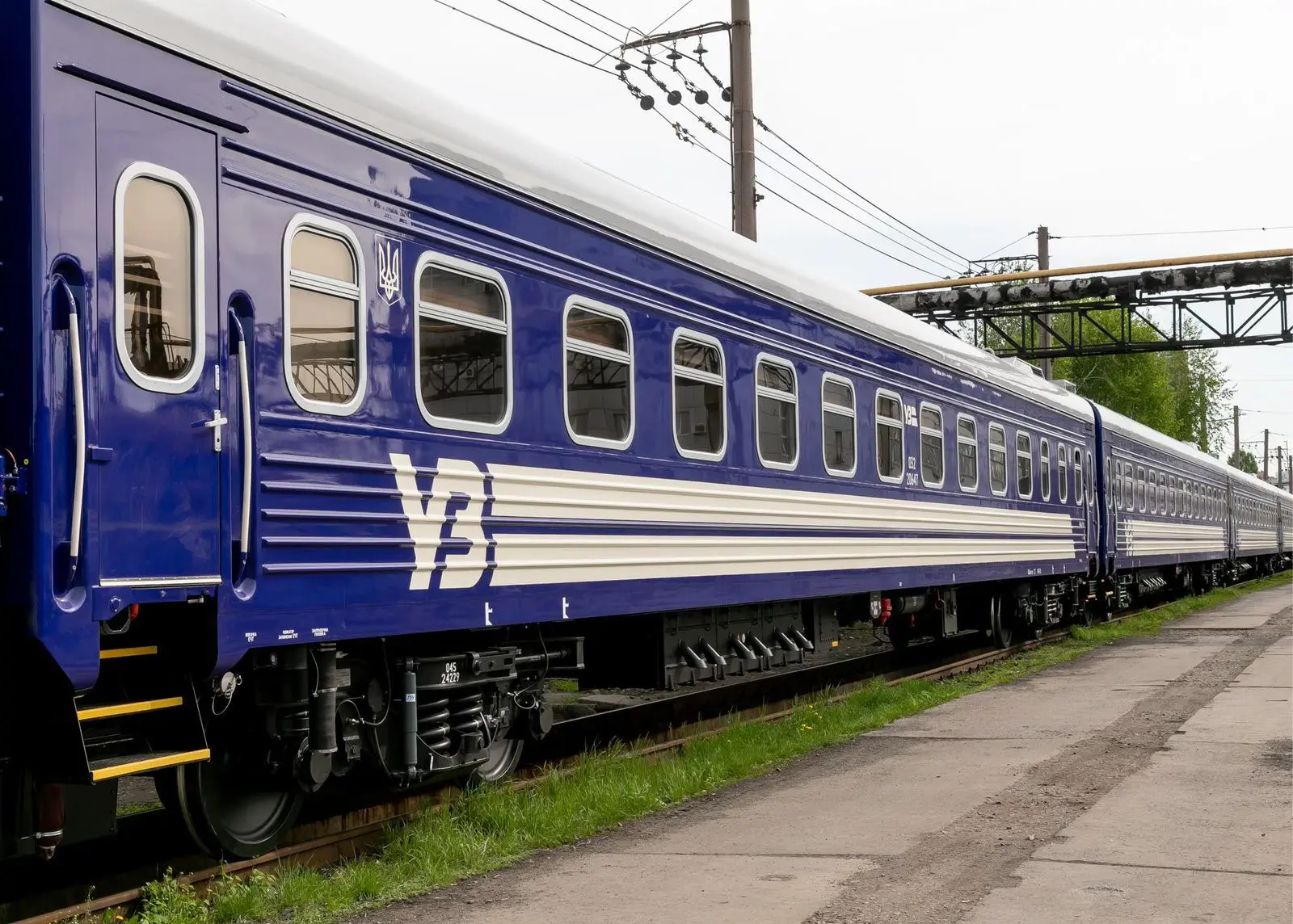“Укрзалізниця” з 1 серпня тестуватиме верифікацію через Дія.Підпис на 4 поїздах столичного напрямку