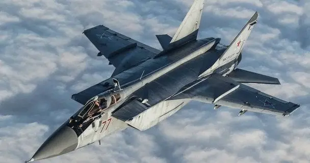 Військові навчання: Росія відпрацювала удари "Кинджалами" по НАТО