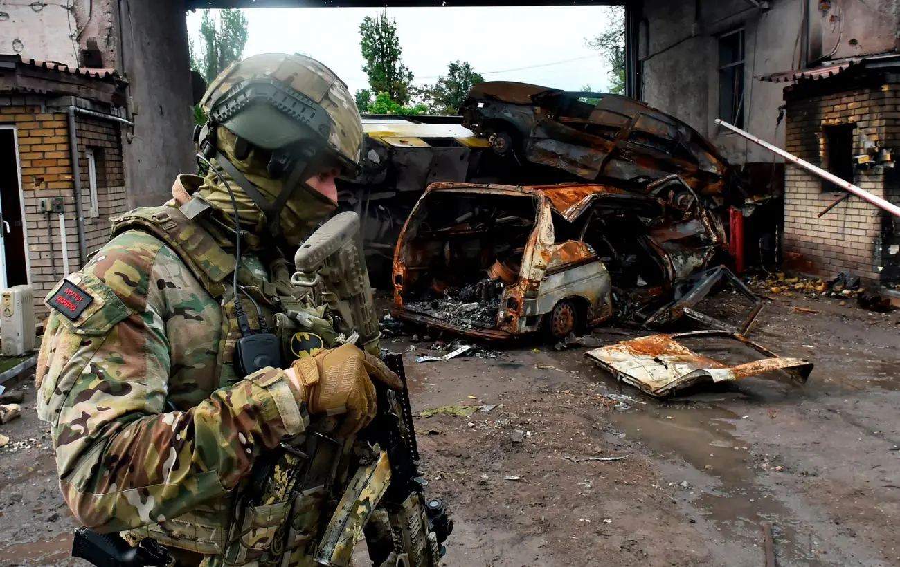 Russian Forces Advance in Ukraine, Capture Territory
