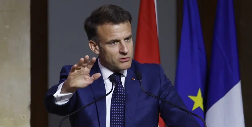 Макрон: Следующие 15 дней будут важными для определения гарантий безопасности Украины