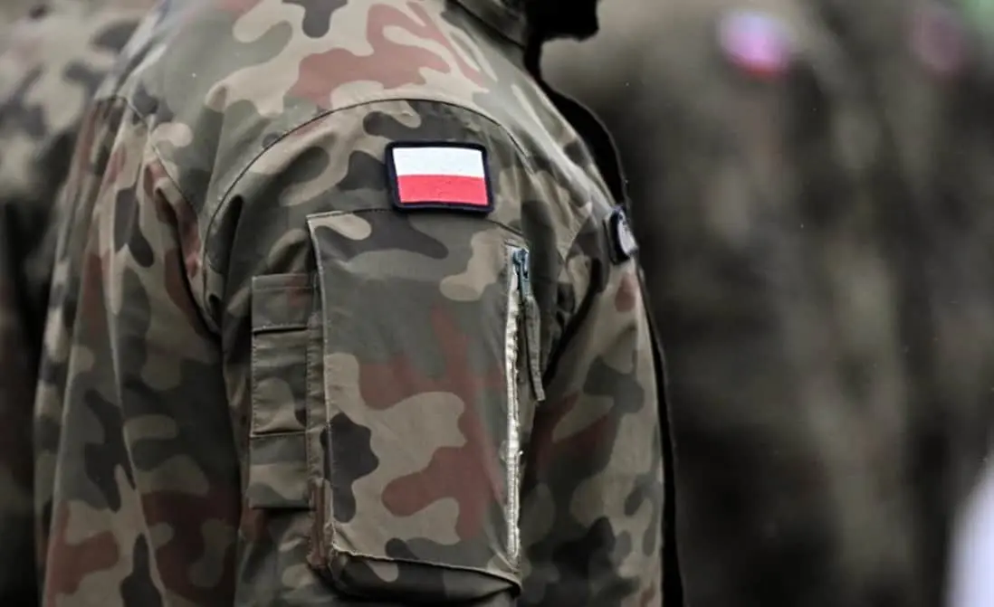Міноборони Польщі довелось спростовувати лавину фейків щодо смерті військового