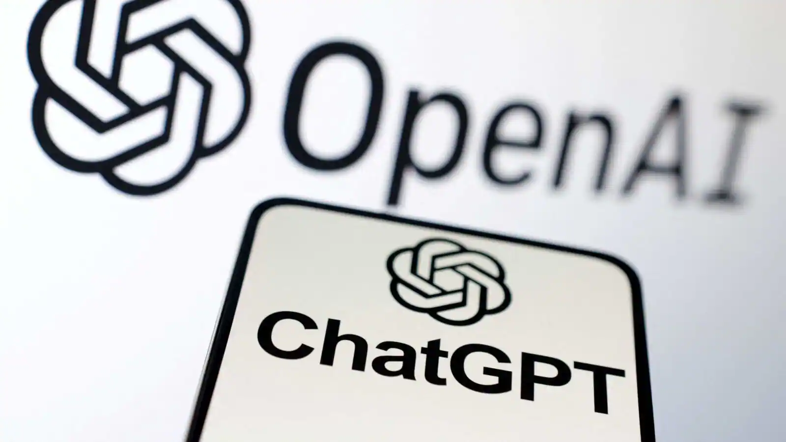 OpenAI посилює контроль над відповідями ChatGPT
