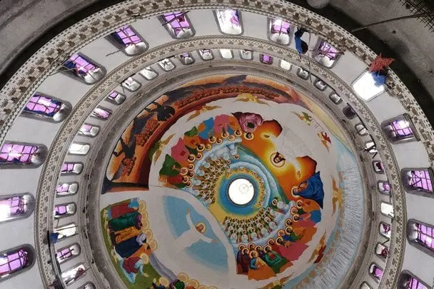 Трагедія у церкві: загинули 30 осіб, 200 поранених (фото)