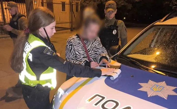 У Києві муніципали зірвали «шабаш» на схилах Дніпра