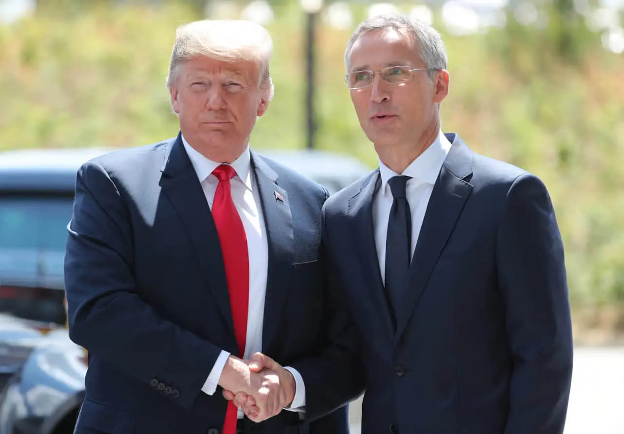 ЗМІ: Трамп телефонував Столтенбергу, щоб обговорити Нобелівську премію миру