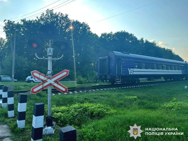На Вінниччині на залізничному переїзді загинув чоловік