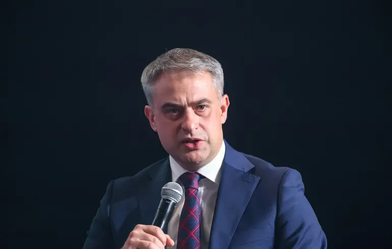 Польща не зможе платити за Starlink для України через вето Навроцького на закон про допомогу українцям — Гавковський