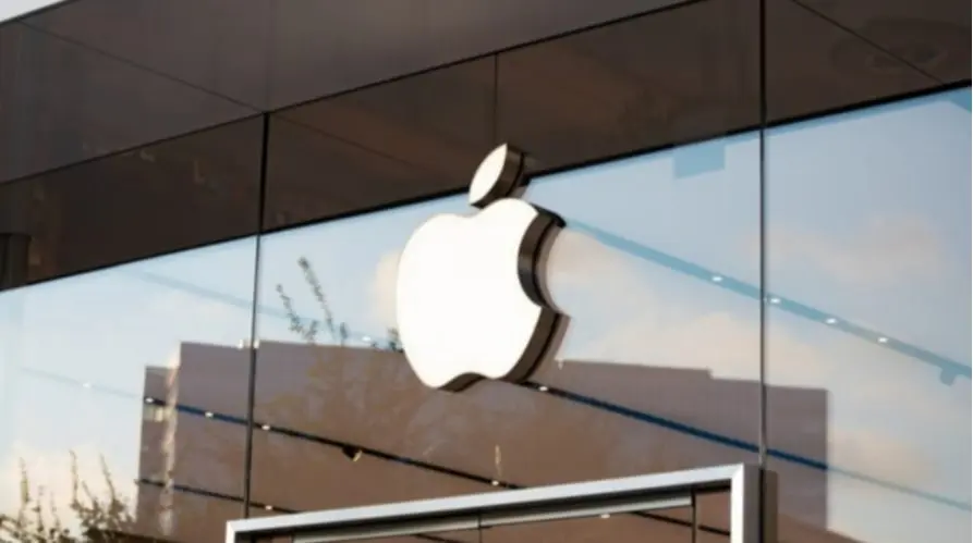 OPPO надала відповідь на звинувачення Apple щодо викрадення конфіденційних даних 