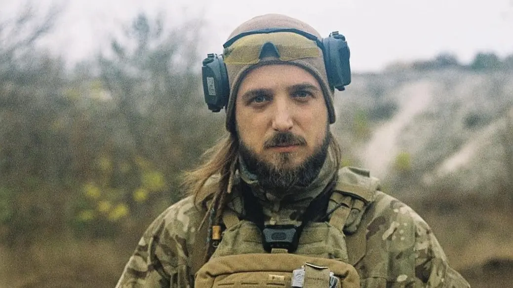 Герою України посмертно: відзначено військового та поета Максима