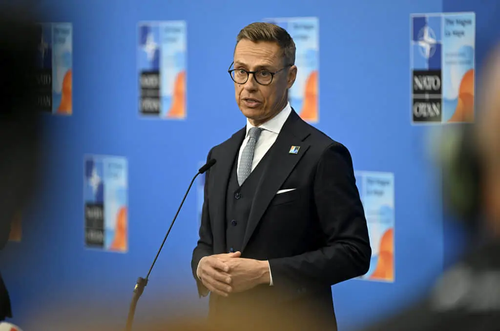 Президент Фінляндії: гарантії безпеки для України вимагають готовності до боротьби з РФ