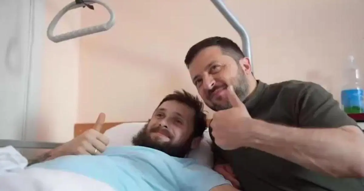 Зеленський зустрівся із пораненими захисниками у Харкові