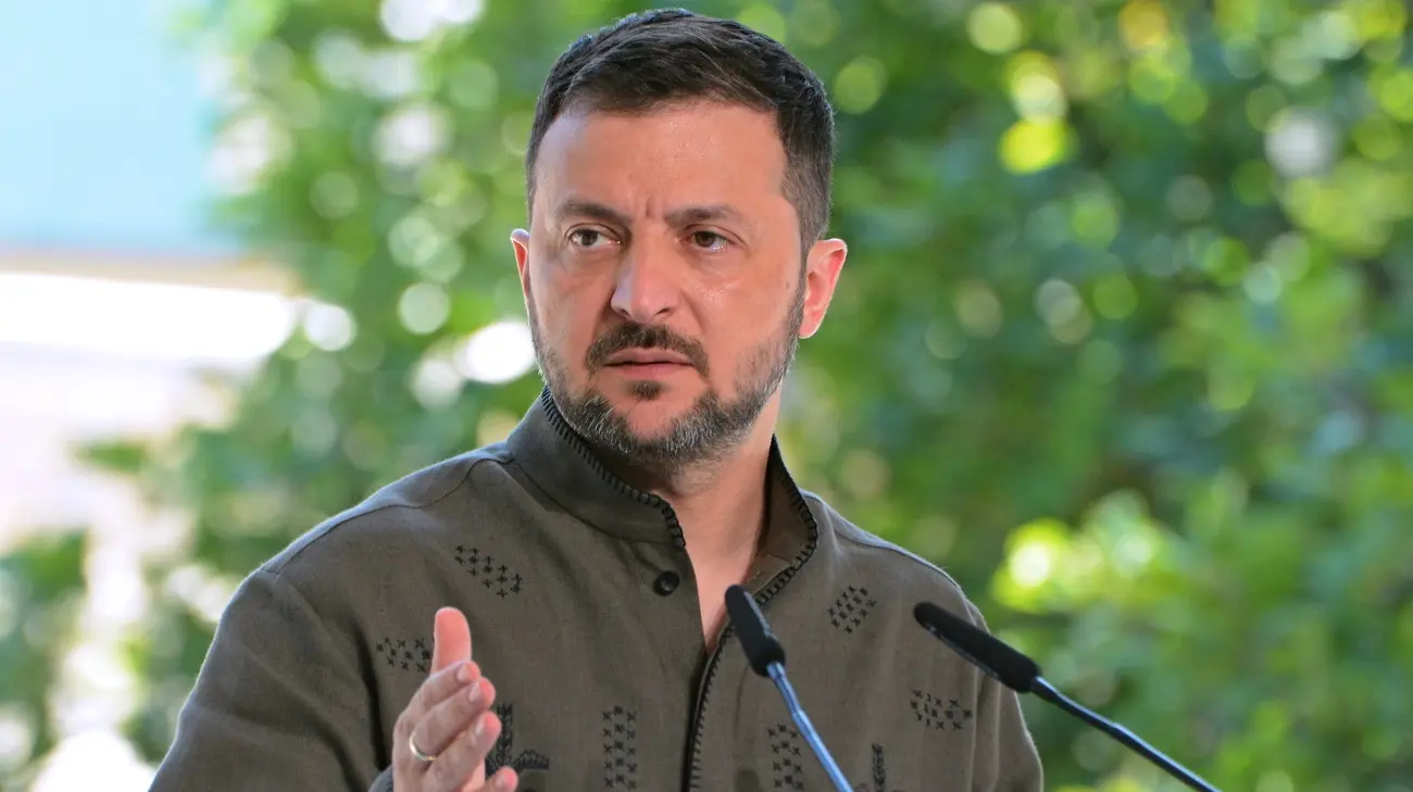 Зеленський: Росіяни думають, як закінчити війну і шукають "перемогу"