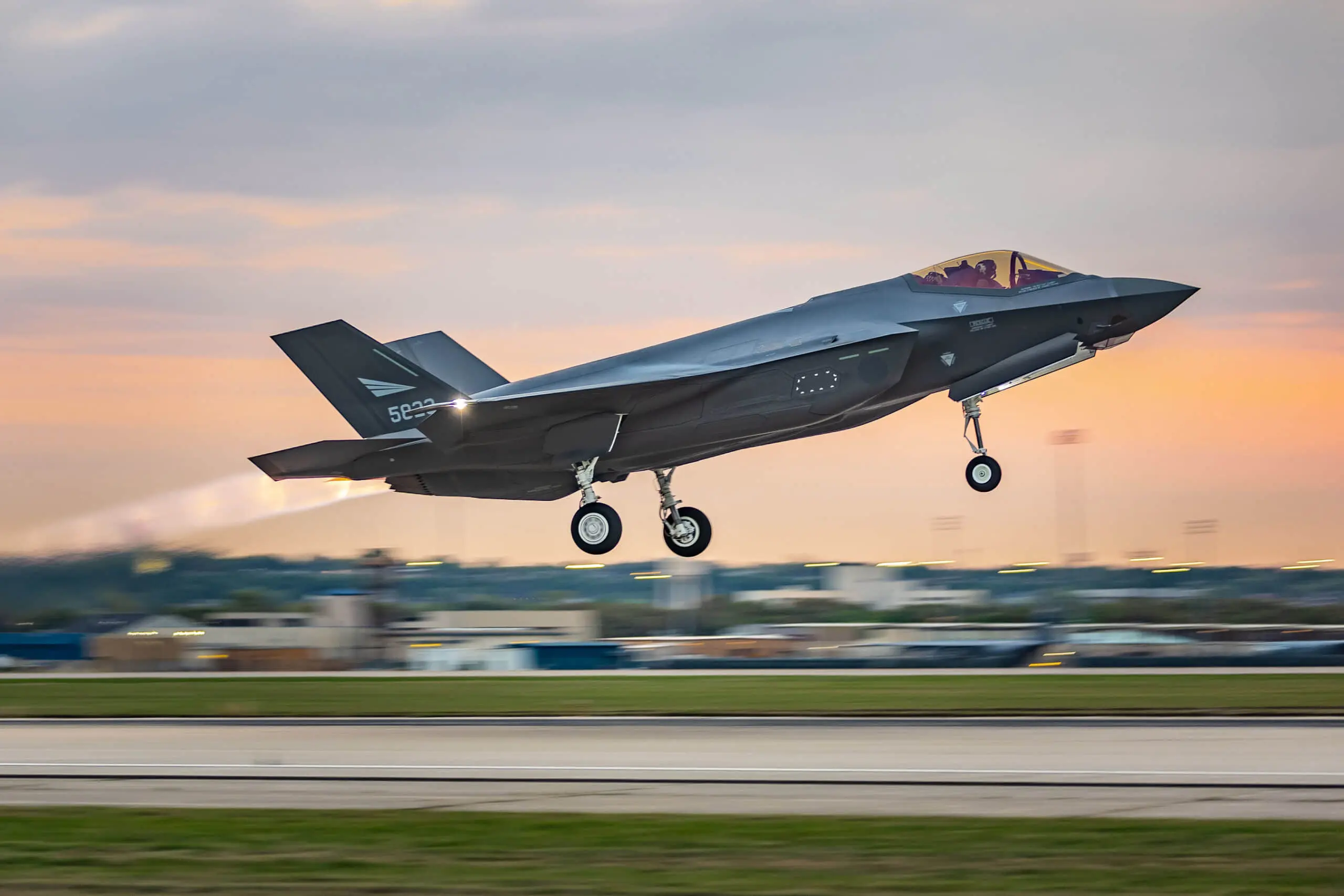 ЗМІ: європейці закликають Трампа розмістити F-35 у Румунії, щоб "захистити Україну"