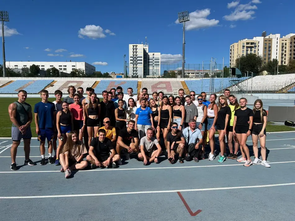 Юнаки з Вінниці здобули перемоги на чемпіонаті України з легкоатлетичних естафет