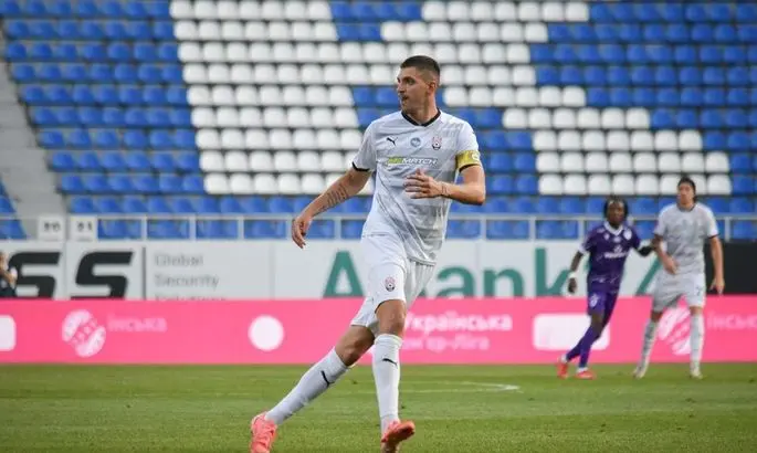 Заря сокращает отставание в матче против Колоса 1:2