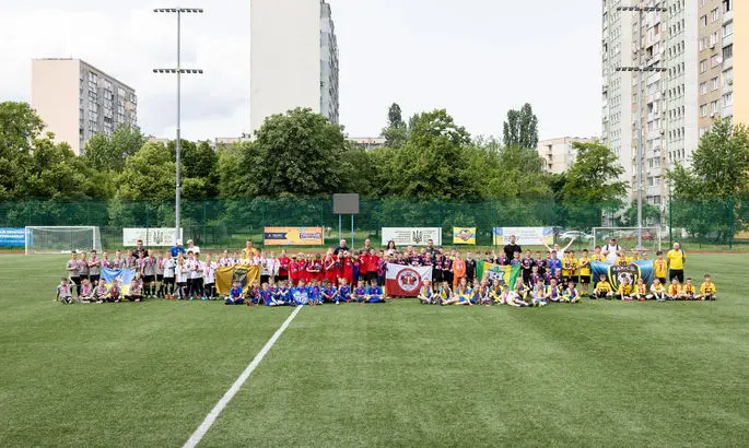 Детство на футбольном поле: в Киеве прошел турнир Favbet Foundation Cup
