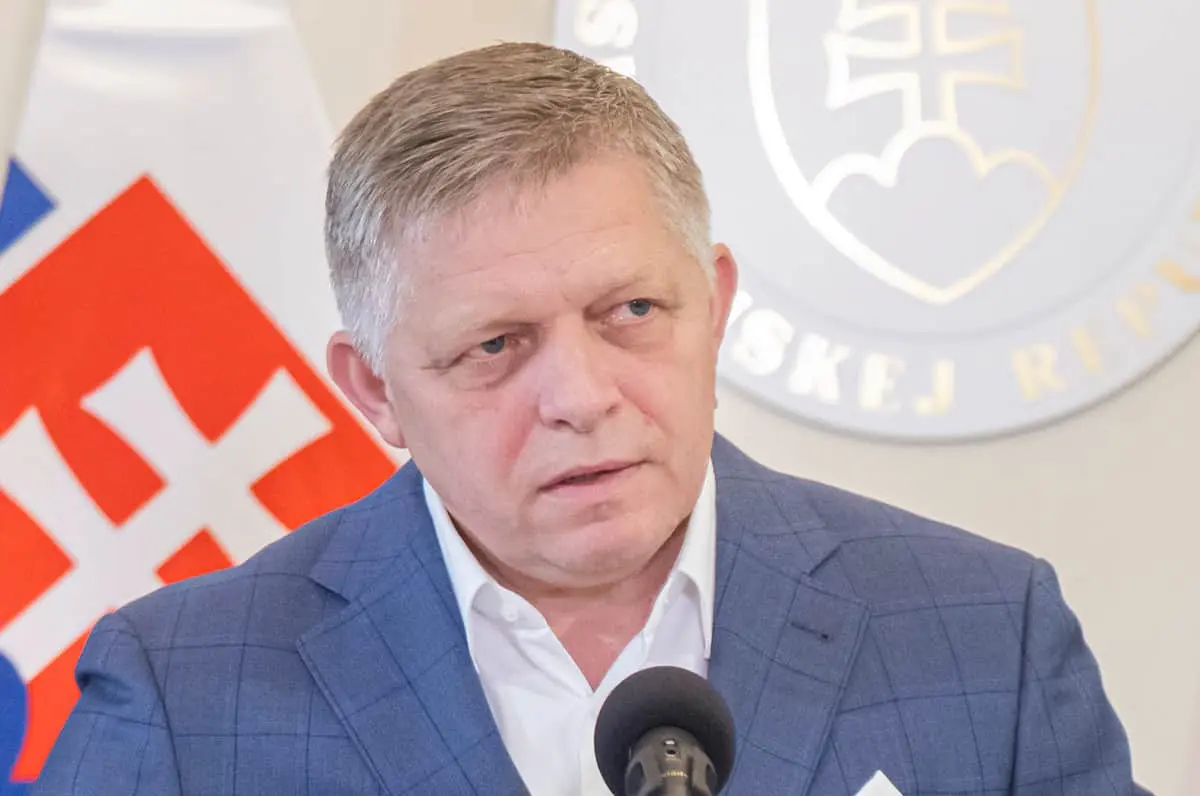 Фіцо очікує на угоду з Єврокомісією до вівторка, щоб розблокувати санкції проти РФ