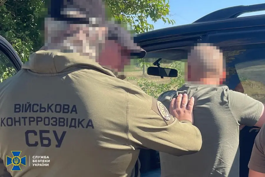 У Вінниці затримали чоловіка, який через родича у ТЦК списував з військового обліку призовників