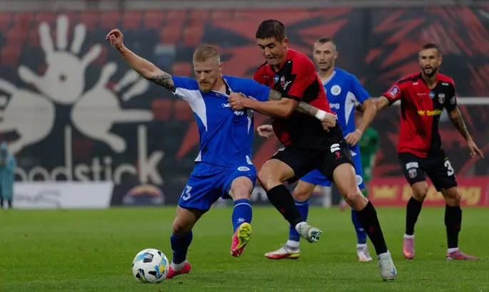 УПЛ. Верес - Кудровка 2:0. И даже удаление не помешало ровенчанам победить