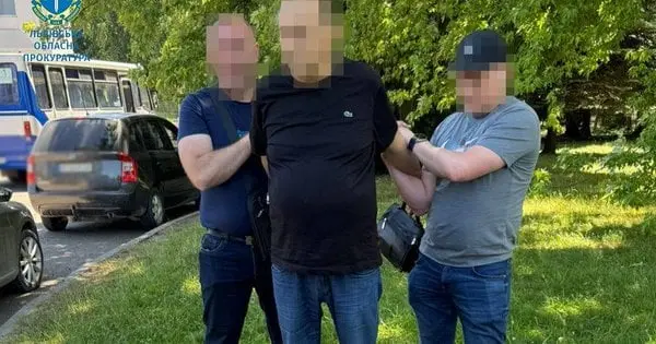 63-річний львів’янин за 2 тис. євро замовив військовому підпал будинку знайомого