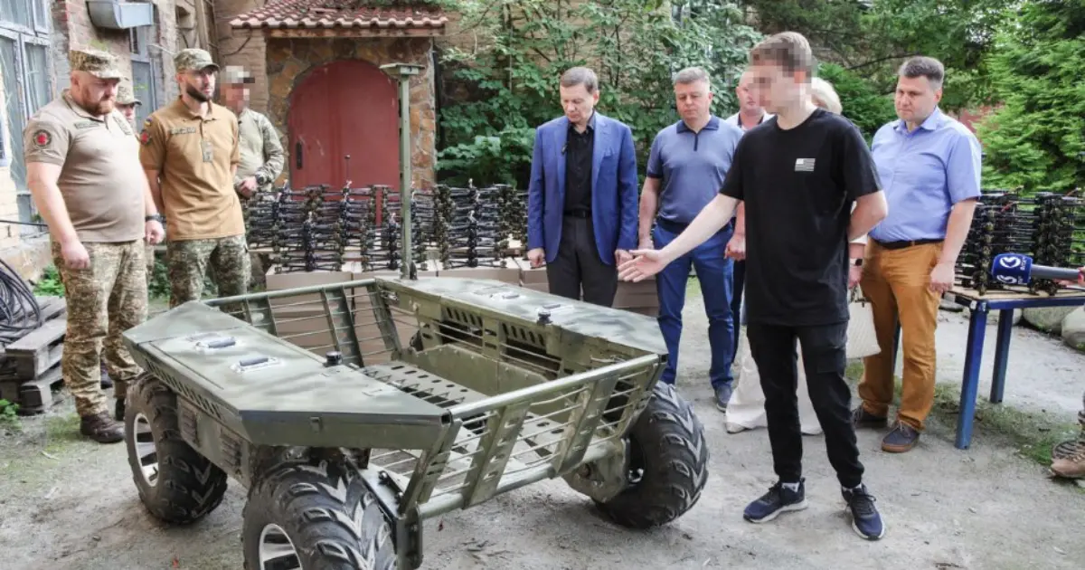 Дрони та роботизований комплекс: у Вінниці для трьох бригад передали чергову допомогу