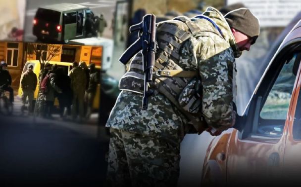 На Харківщині 20-річний хлопець увірвався до ТЦК і напав на поліцейського: яка причина