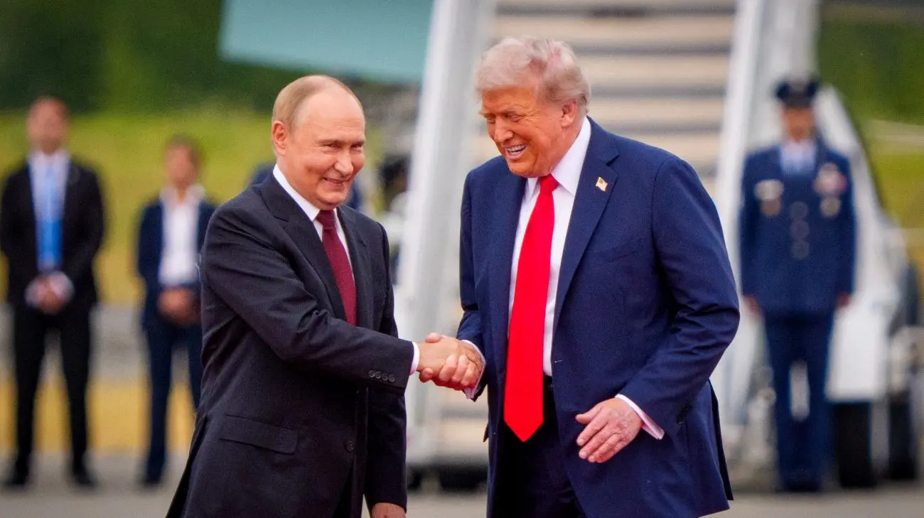 Bloomberg: Путін після зустрічі з Трампом вирішив сильніше бити по Україні