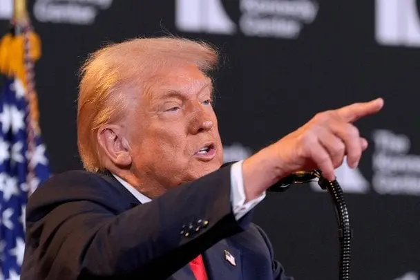Трамп та Зеленський провели тривалу телефонну розмову
