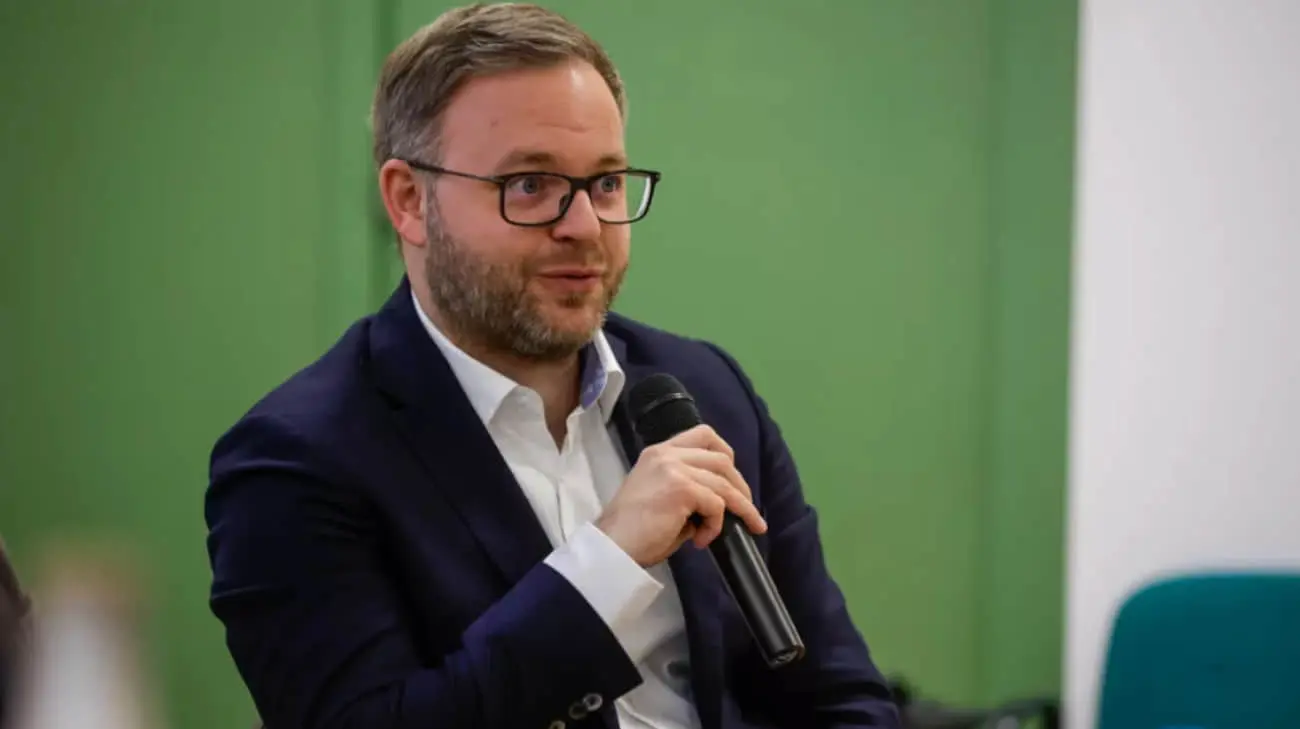 Радник Орбана заявив, що угорці "не просили" Україну воювати з Росією
