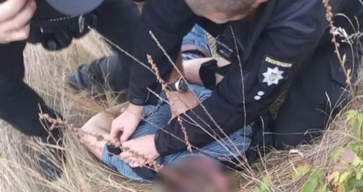 На Вінниччині знайшли мертвими двох школярів. За вбивство затримали їх вчителя