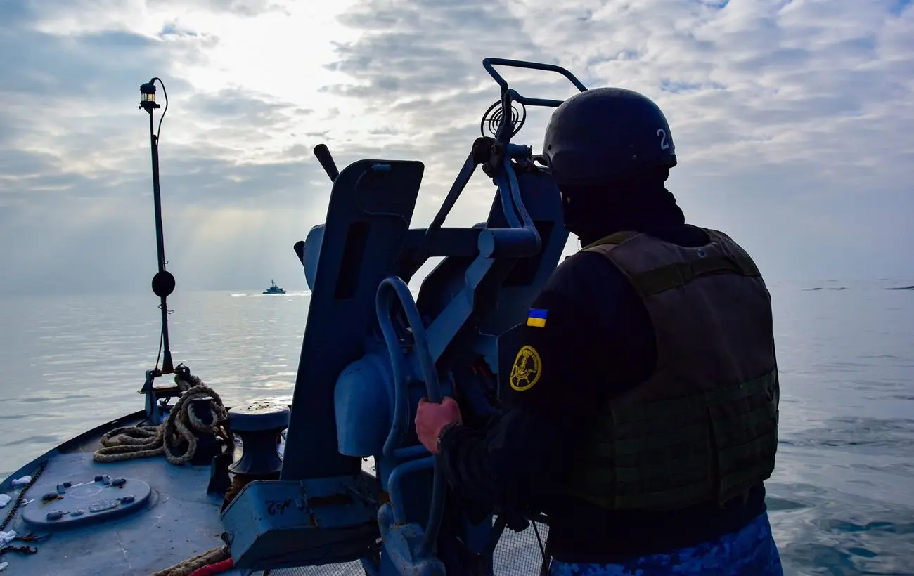 Зниклі моряки Зміїного: ВМС України закликають до тиску на Росію