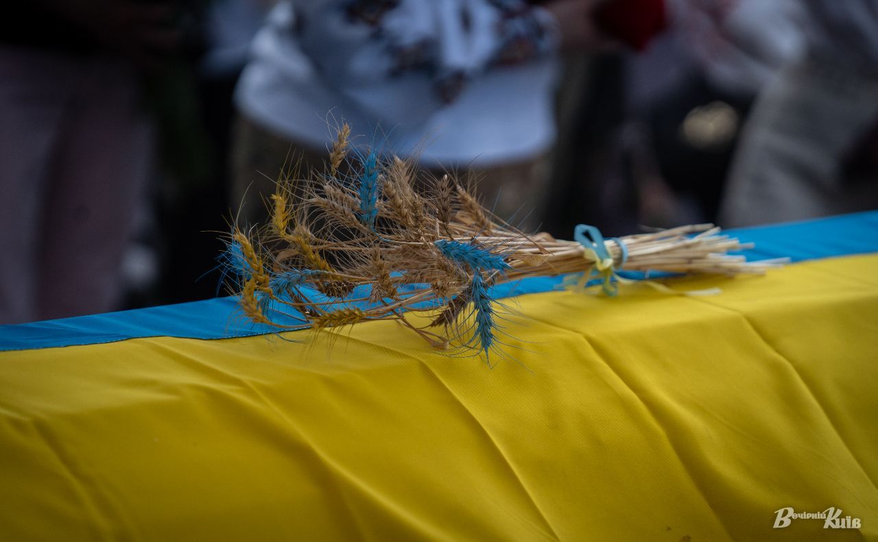 Одним із перших зайшов у Бучу: на Київщині прощатимуться з атовцем Миколою Мельниченком