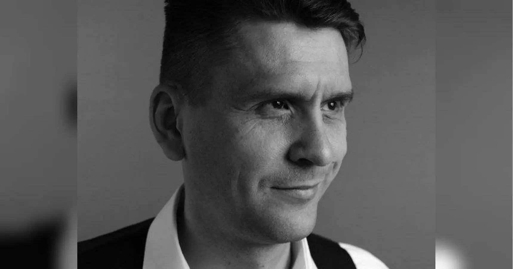 «Конвульсивна реакція на російські НПЗ, що горять»: Олександр Коваленко про удар росіян по будівлі Кабміну в Києві