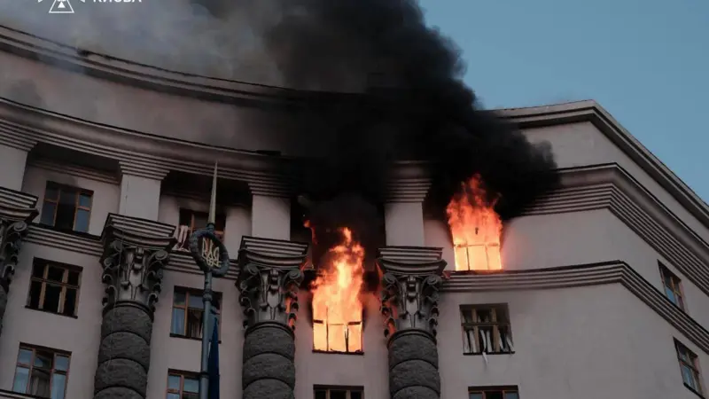 КМДА погодила першочергові протиаварійні роботи в Будинку Уряду