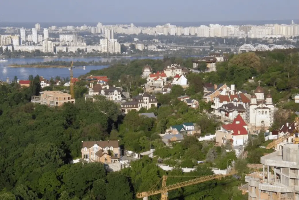 Приватний сектор на Печерську за 10,7 млн гривень оснастять новими ліхтарями