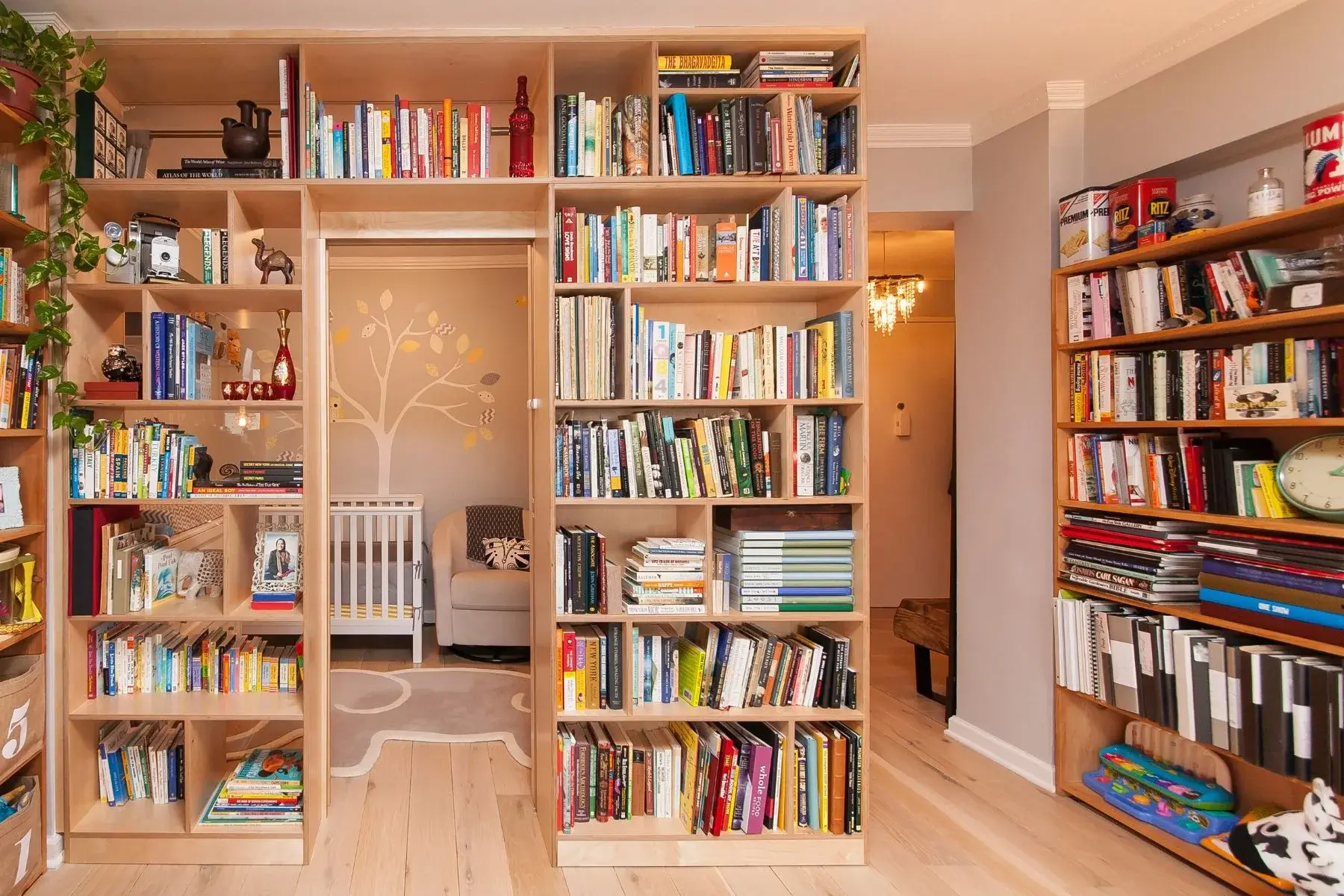 Данія скасує податок на книги, щоб заохотити людей читати