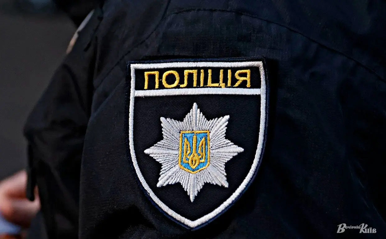 Вчиняла неправомірні дії на Алеї памʼяті Героїв: поліція Ірпеня встановила особу порушниці