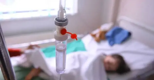 Медики назвали попередню причину масового отруєння дітей в таборі в Славську